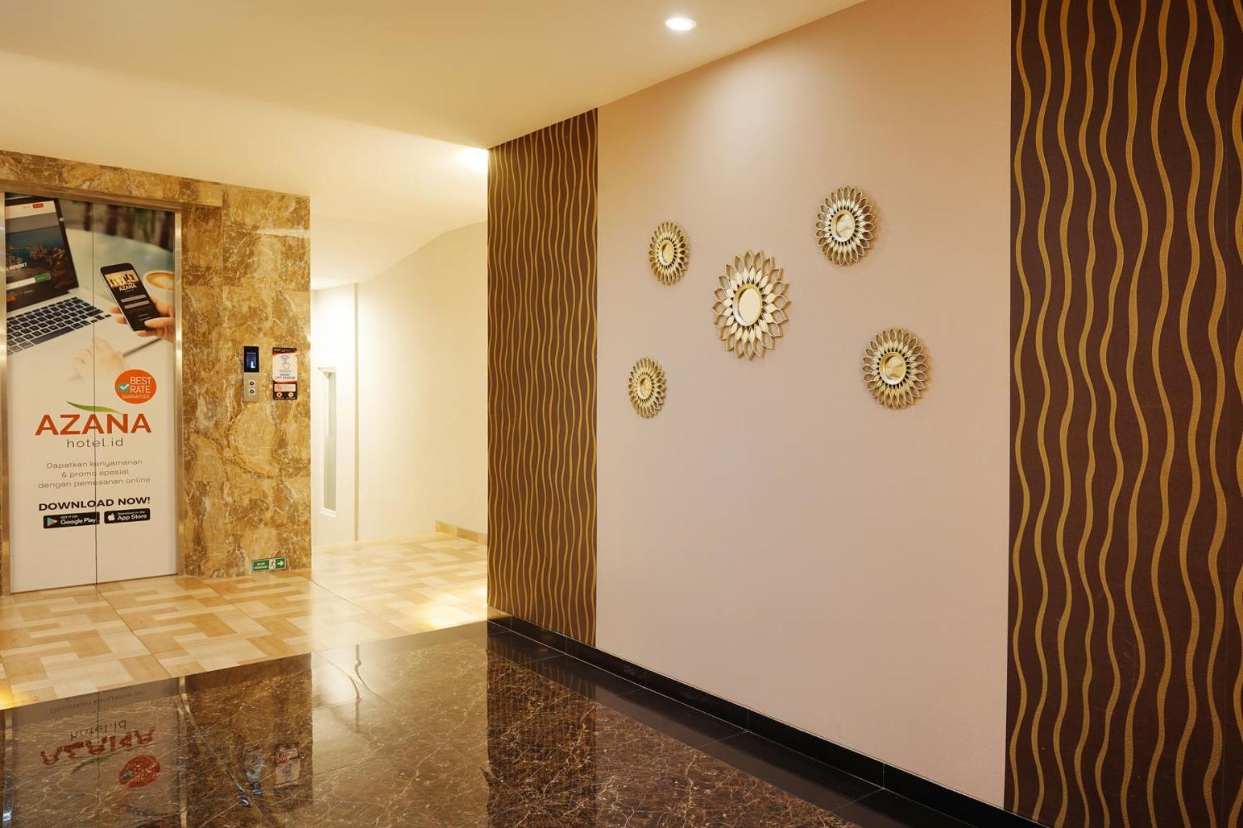 Front One Hotel Sragen מראה חיצוני תמונה